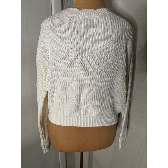 Fashion Nova Crew Neck White Crewneck Long Sleeve Sweater M Cozy Comfy Winter - Picture 1 of 10